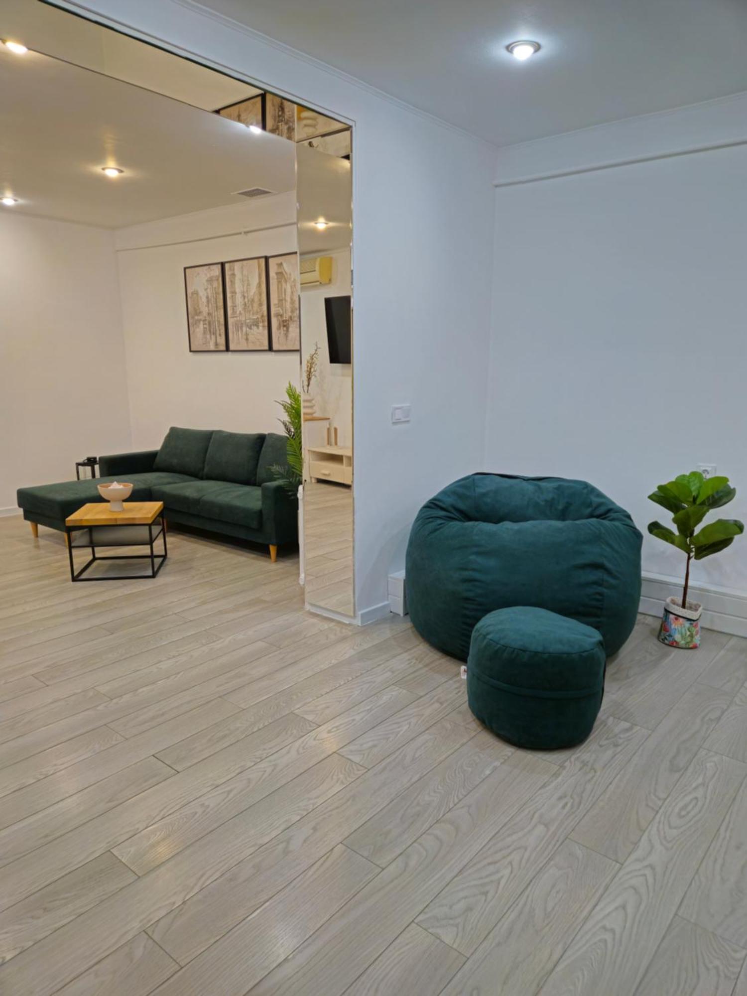 The Bohemian Connection, Rezerva Acum Ultracentral Spatios Si Curat, Scaun Masaj, Ceai, Cafea, Apa Filtru, Parcare Publica Gratuita Apartment Craiova